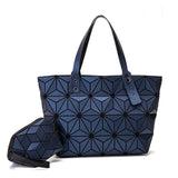 Geometric bag woman